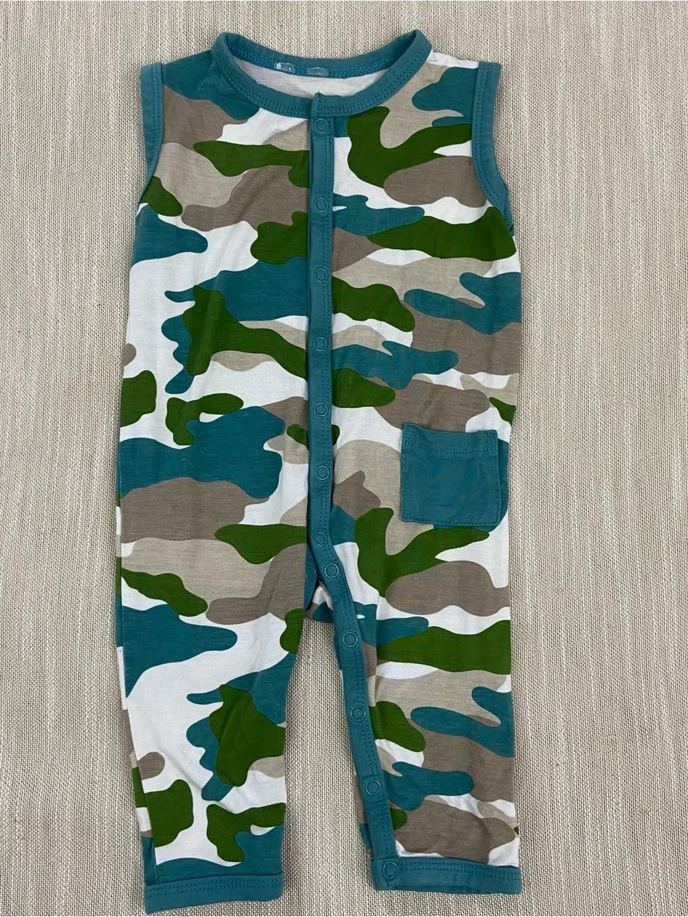 Kyte Baby Sleeveless Snap Button Camo Romper 3-6 Months